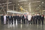 采埃孚、东风商用车高层合影