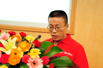 年轻员工代表张则强演讲