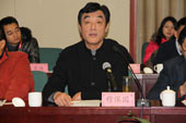 山东兖州公共交通总公司总经理穆保国