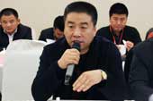 浙江湖州康达公交副总经理潘毅勇