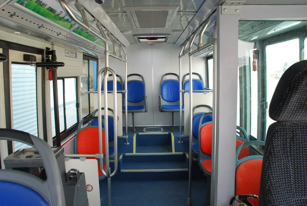 中通客车LCK6670EVG低地板公交