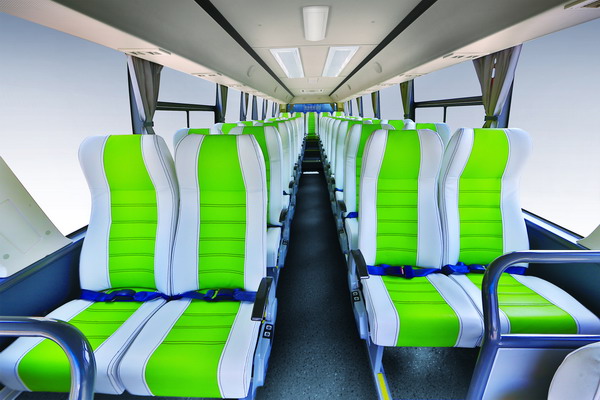 金旅XML6112JEV凯歌系列纯电动客车