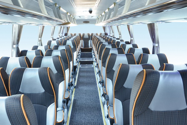 金龙客车XMQ6119FY公路客车