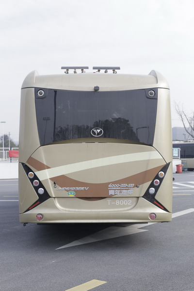 青年JNP6123BEV纯电动客车