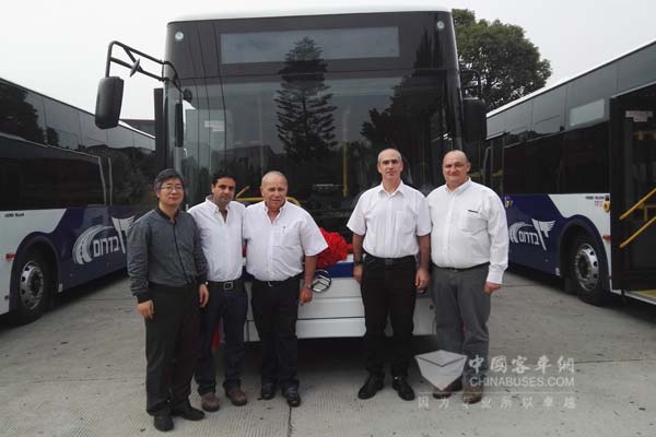 以色列第二大运输公司DAN公司运营总监Mr. Shmulik Litvak携其技术总监等人向客车英文网讲述合作历程