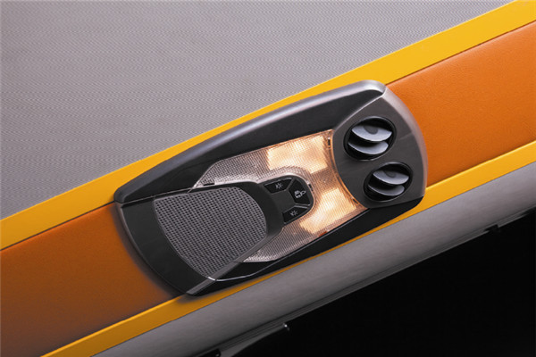 亚星11米纯电动客车