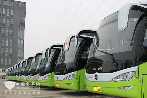 装载康明斯ISB6.7E6发动机的八方达公交车队