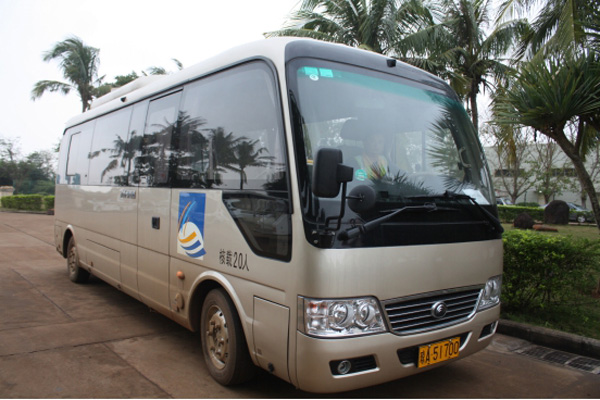 E7变身机场VIP摆渡车 宇通纯电动稳定运行祖国最南端
