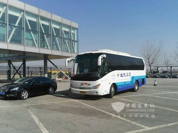 海格2016年两会服务用车