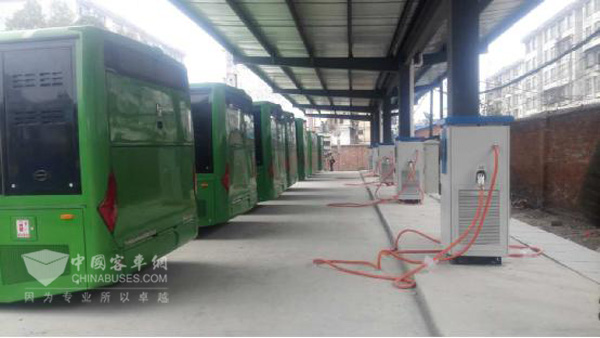 聚焦两会,亚星客车助力陕西绿色发展