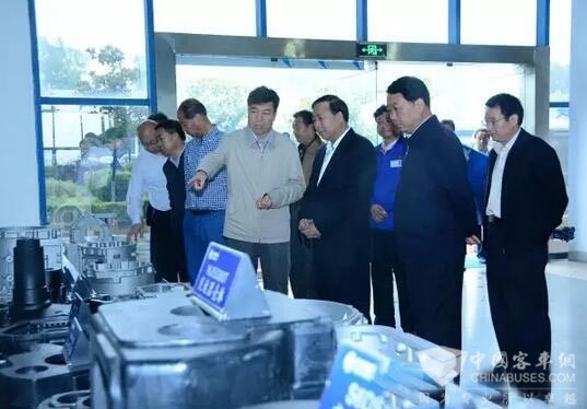 陕西省副省长姜锋到法士特宝鸡厂区调研