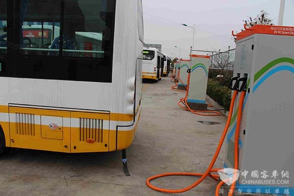 江苏：响水首批新能源纯电动公交车上线