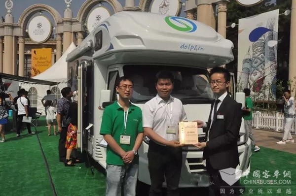 隆翠哆啡C6亮相北京房车展