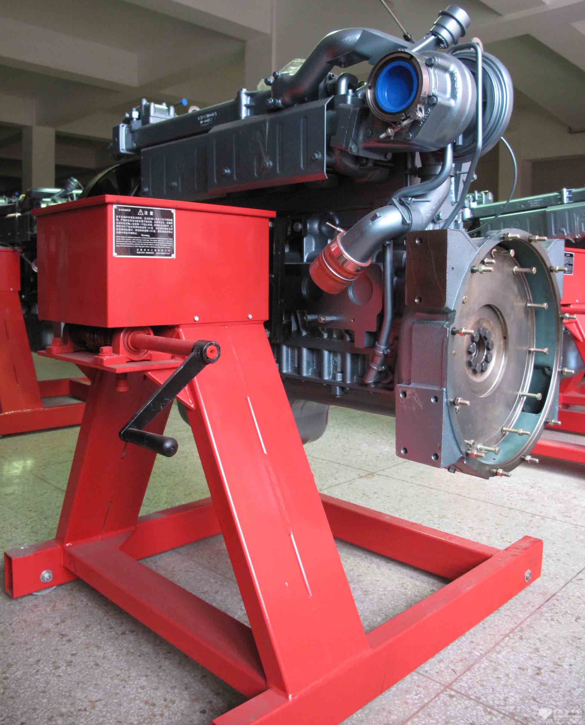 重汽发动机翻转架 小