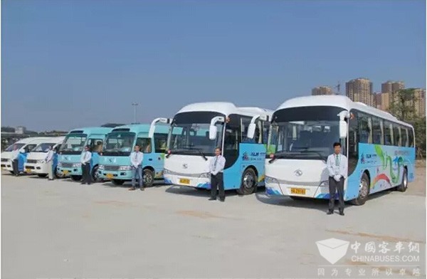 纯电动XMQ6110C、XMQ6706服务青运会风采