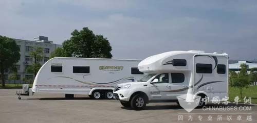 中国银行江西分行领导莅临安源客车