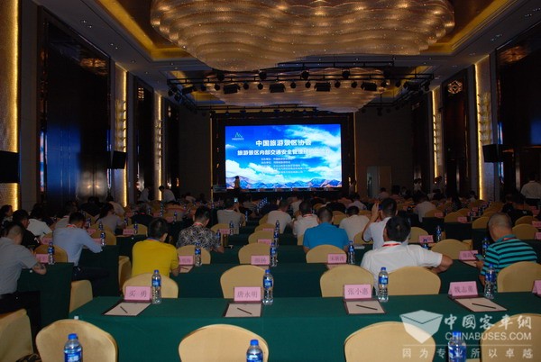 推定制化产品 提供整体解决方案 推定制化产品 提供整体解决方案