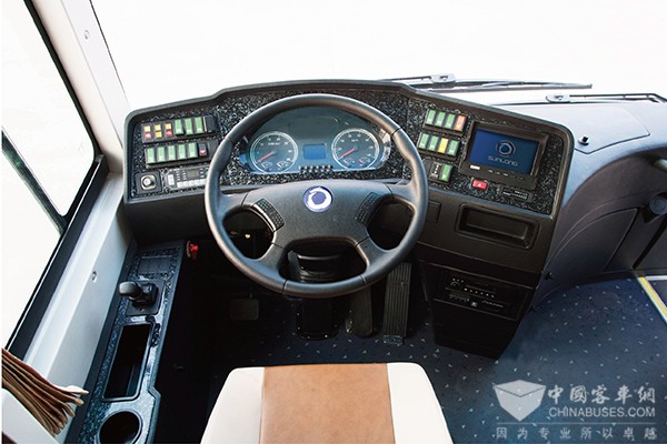 申龙SLK6873公路客车