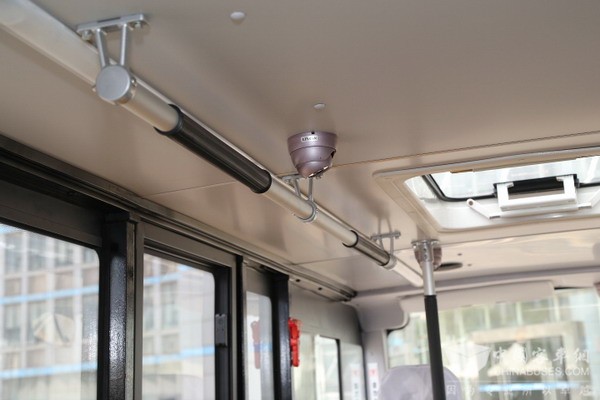 扬子江客车WG6610BEVHT1