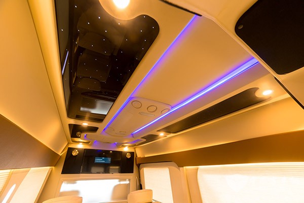 金龙君御KLB5040XSW