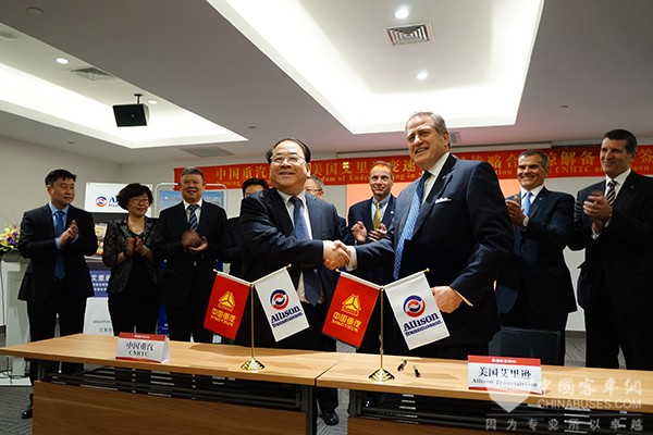 艾里逊变速箱公司和中国重汽开拓战略合作关系