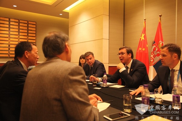 塞尔维亚总理武契奇会见海格客车总经理黄书平