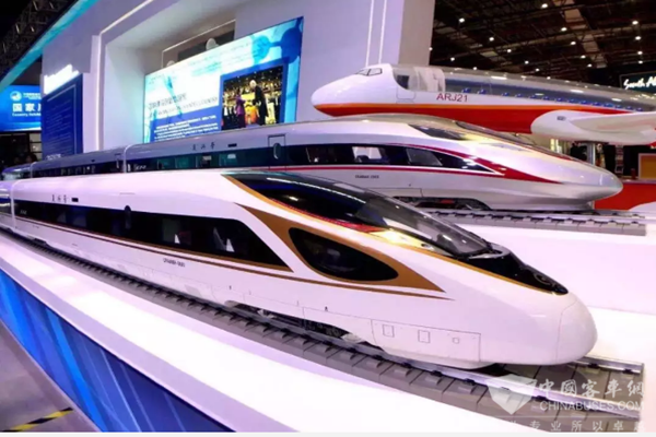 首届进博会：除了金名片“复兴号”中国中车还亮出了什么？
