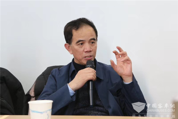 孙逢春院士挂帅科技攻关突破欧辉电动客车极寒禁区