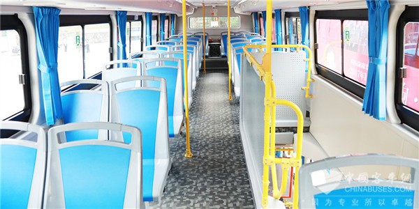 比亚迪BYD6100LSEV5低入口双层公交车(纯电动28-45座)