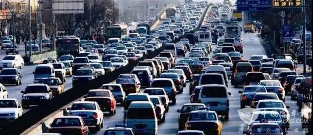 商务部：鼓励各地出台政策促进汽车消费 扩大进口关键零部件