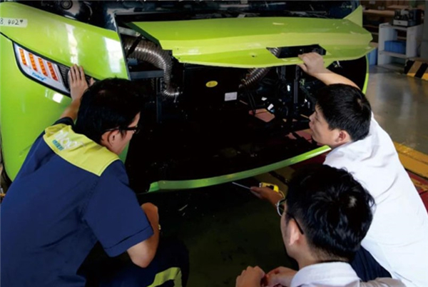 上下一心 保质保量 银隆人奋战生产旺季