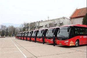 全国抗疫表彰大会在京举行，巩月琼作为福田汽车代表荣获先进个人“称号