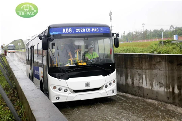 双项大奖|全国顶尖客车自动驾驶赛事 中车电动展“硬实力”