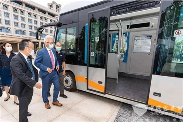 澳门首辆自动驾驶巴士正式启用 智联“人车路”的安凯巴士来了! 澳门首辆自动驾驶巴士正式启用 智联“人车路”的安凯巴士来了!