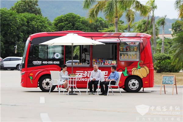“小美好”成就“大事业” 金龙客车发布“灵动巴士定制出行解决方案”