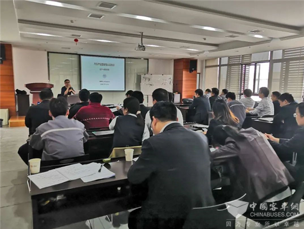 中车电动“质行者” 石以砥焉!