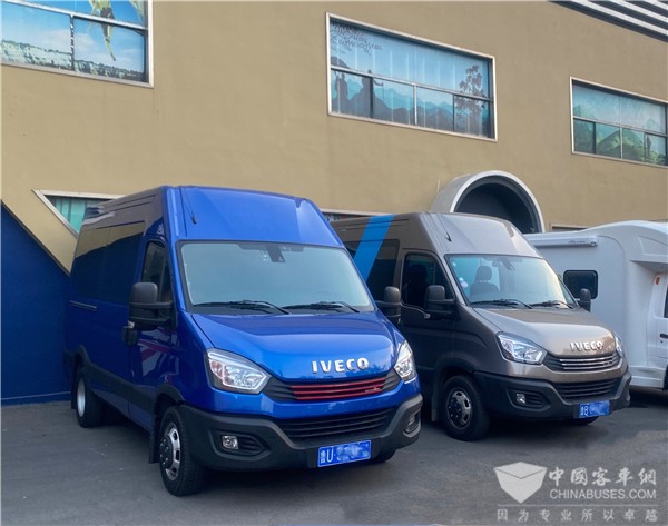 首届房车露营大会青岛启幕 依维柯带您领略江河湖海