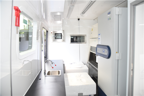 硬核助力“健康中国”  金龙核酸检测车交付福建、宁夏