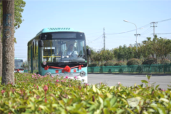 安凯惠民公交畅城乡 架起百姓出行“幸福路”