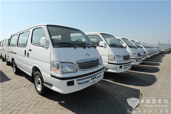 530辆汽车产品出口埃及 金龙国贸扬帆起航