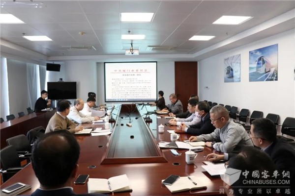 《给金龙汽车的一封信》——金龙集团获厦门市委、市政府“特别勉励”