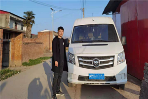 极致信赖 客运小东哥与图雅诺小客的创富生意经