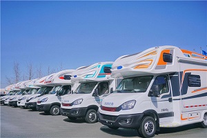 南京依维柯专业底盘改装房车强势霸屏北京国际房车露营展