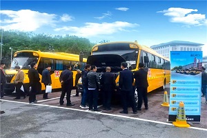 品质担当 携手共赢 福田欧辉健康校车被西安和洛阳客户点赞