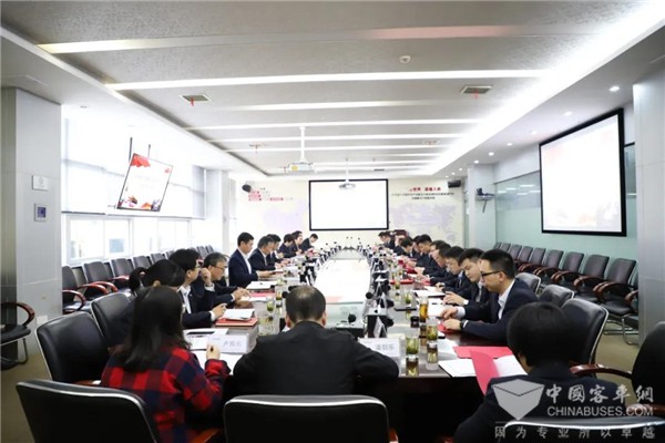 强化党建引领 中车电动党委中心组举行2021年第三次专题学习研讨