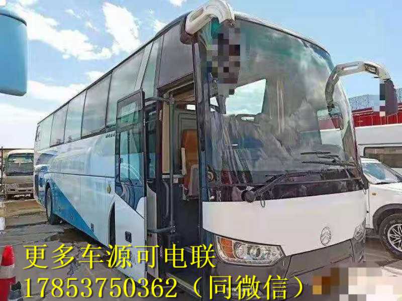 金旅6113型 15年7月 53座 非营运 车况好 优惠价格