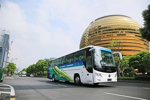 对安全的极致追求！欧辉客车如何实现4D防护?