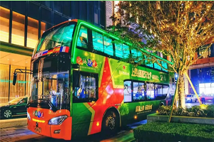 亚星双层观光车如约而至 上海夜生活等您来“造”