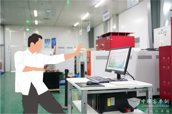 高考第一天 回首银隆储能“功夫”梦起航