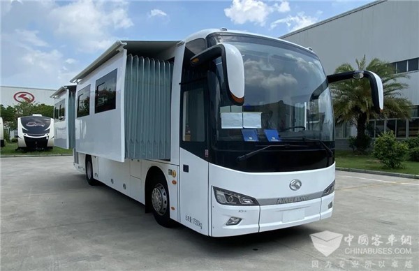 应急保障冲锋在前 金龙宿营车够“硬核”